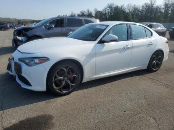 Salvage Alfa Romeo Giulia