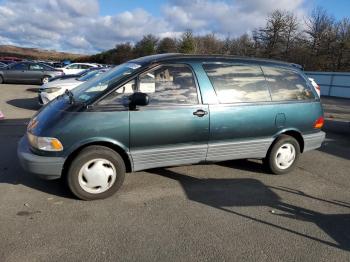  Salvage Toyota Previa