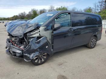  Salvage Mercedes-Benz Metris