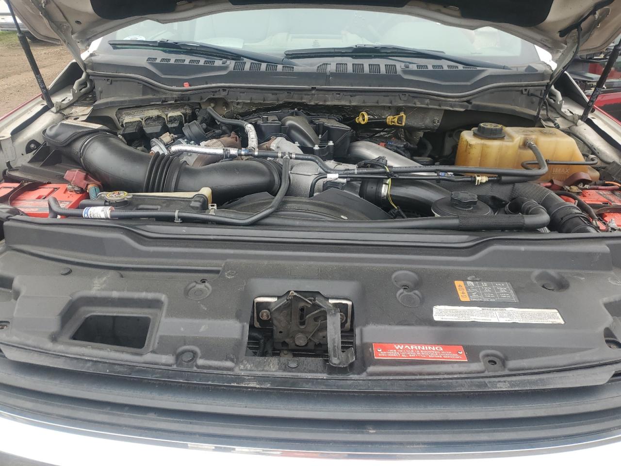 Ford F-550 Super Duty Image 2