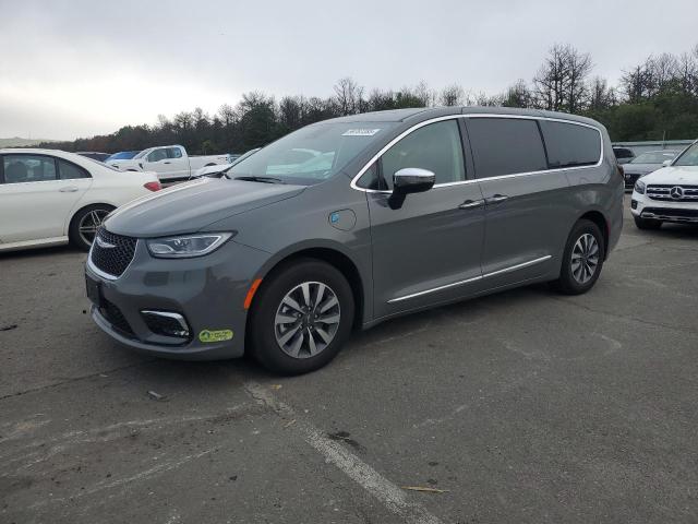  Salvage Chrysler Pacifica