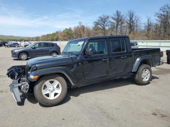  Salvage Jeep Gladiator