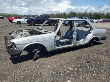  Salvage Mercedes-Benz 300-Class