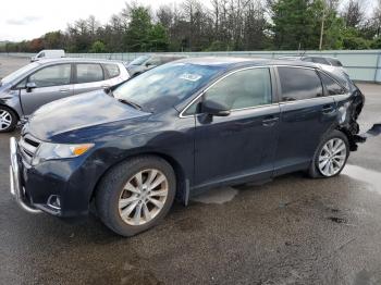  Salvage Toyota Venza