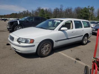  Salvage Volvo V70