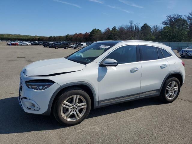  Salvage Mercedes-Benz GLA