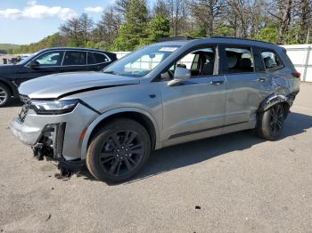 Salvage Cadillac XT6