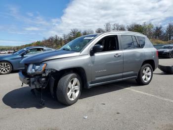  Salvage Jeep Compass