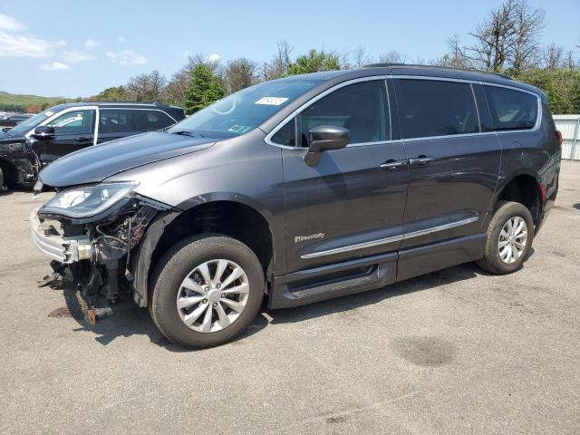  Salvage Chrysler Pacifica
