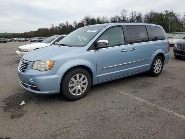  Salvage Chrysler Minivan