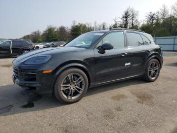 Salvage Porsche Cayenne