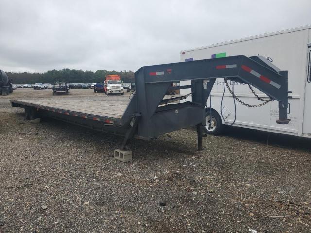  Salvage Lamar Trailer