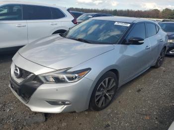  Salvage Nissan Maxima