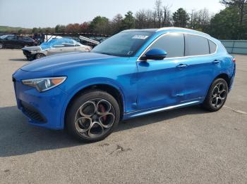  Salvage Alfa Romeo Stelvio