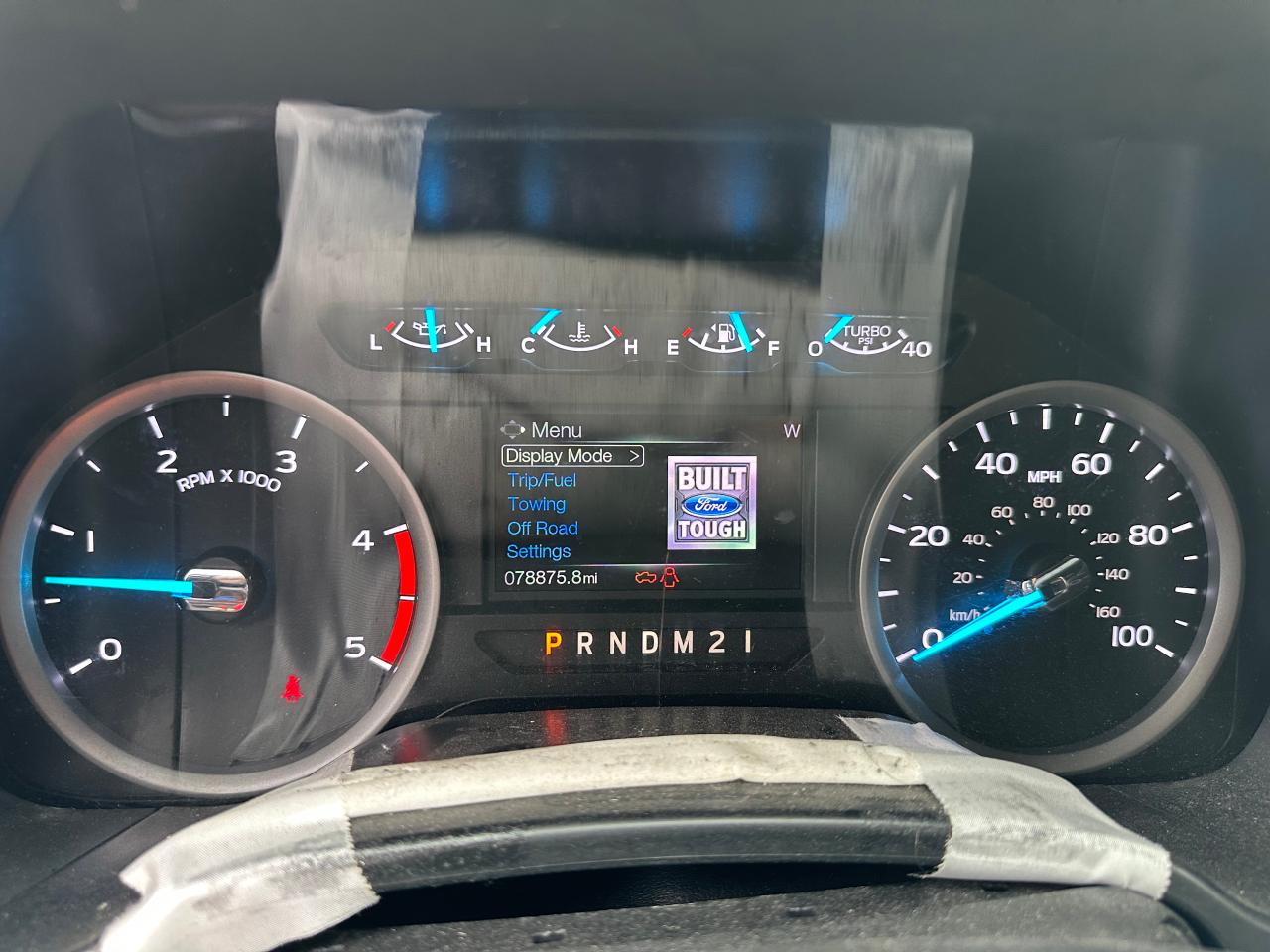 Ford F-550 Super Duty Image 11