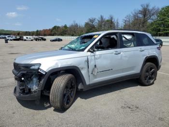  Salvage Jeep Grand Cherokee