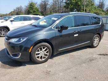 Salvage Chrysler Pacifica
