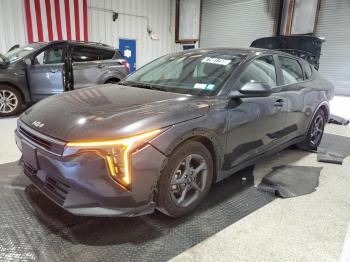  Salvage Kia K4 Lx
