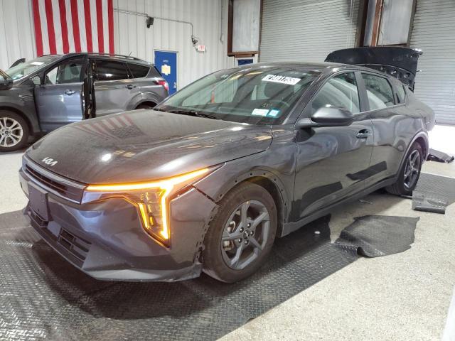  Salvage Kia K4 Lx