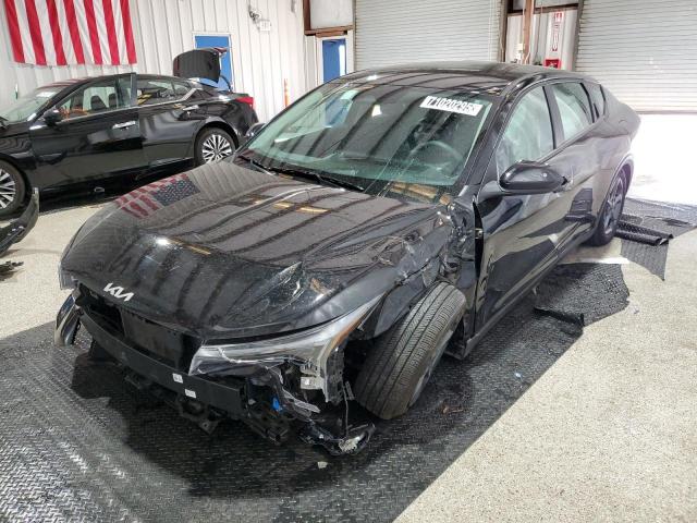  Salvage Kia K4 Lx