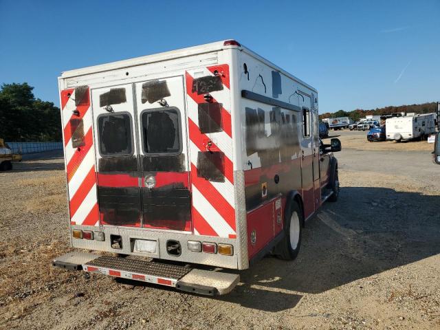 Ford F-550 Super Duty Image 4