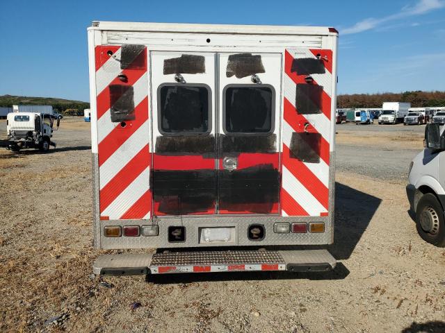 Ford F-550 Super Duty Image 6