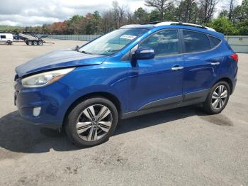 Salvage Hyundai TUCSON