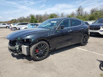  Salvage Maserati Levante