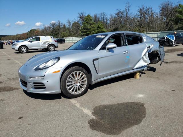  Salvage Porsche Panamera