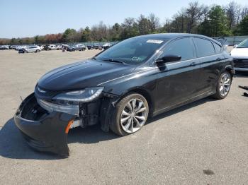  Salvage Chrysler 200