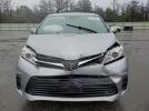 Toyota Sienna Le Image 13