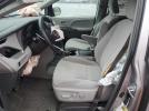 Toyota Sienna Le Image 10