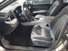 Toyota Camry Le Image 5