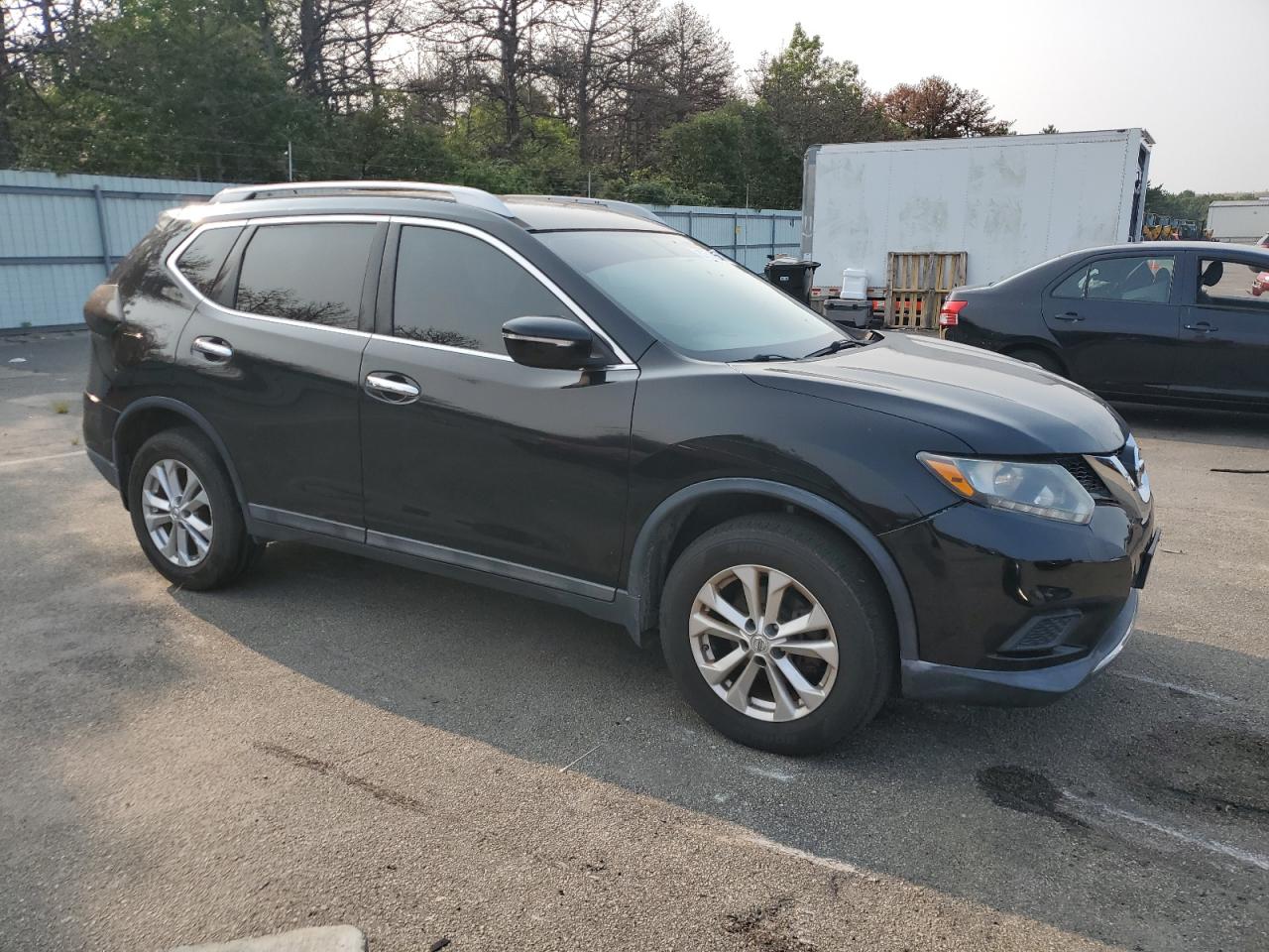 Nissan Rogue S Image 5