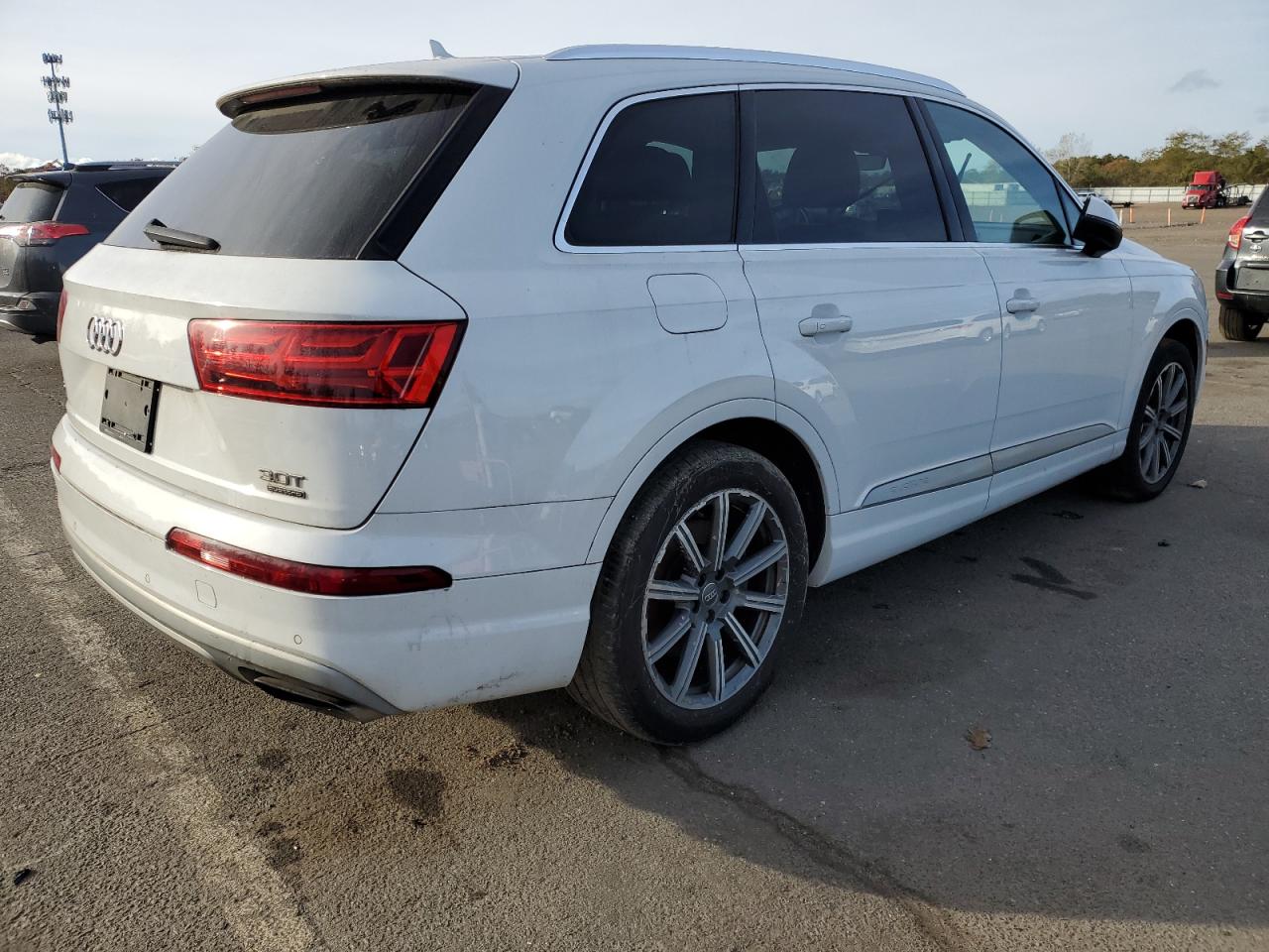 Audi Q7 Premium Plus Image 5