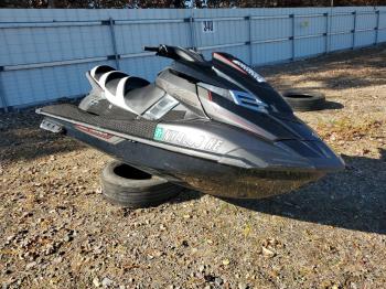  Salvage Yamaha Jetski