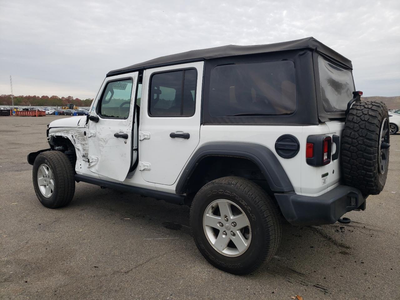 Jeep Wrangler Sport Image 2