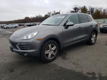  Salvage Porsche Cayenne