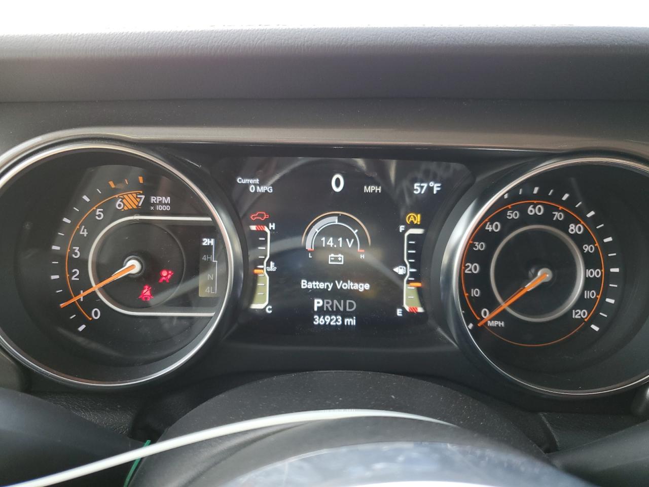 Jeep Wrangler Sahara Image 12