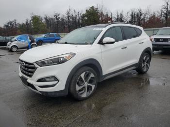  Salvage Hyundai TUCSON