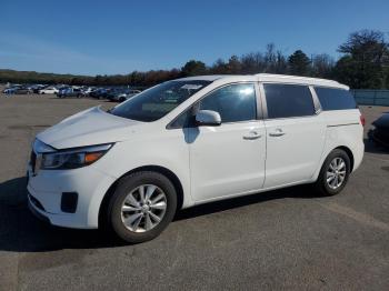  Salvage Kia Sedona
