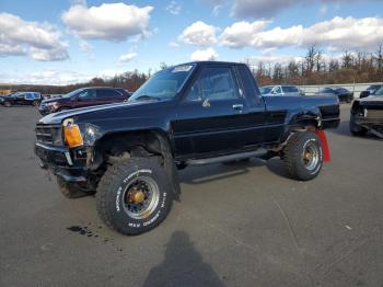  Salvage Toyota Pickup