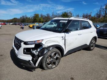  Salvage Hyundai VENUE
