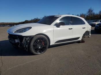  Salvage Porsche Macan