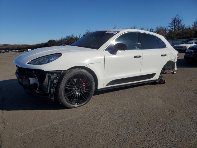  Salvage Porsche Macan
