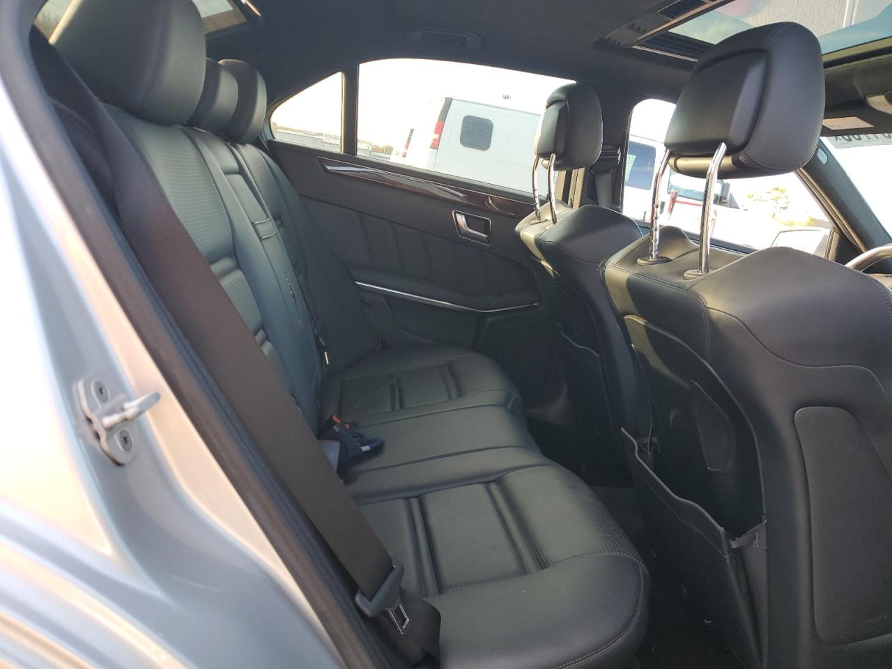 Mercedes-Benz E-Class 63 Amg Image 10