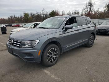  Salvage Volkswagen Tiguan