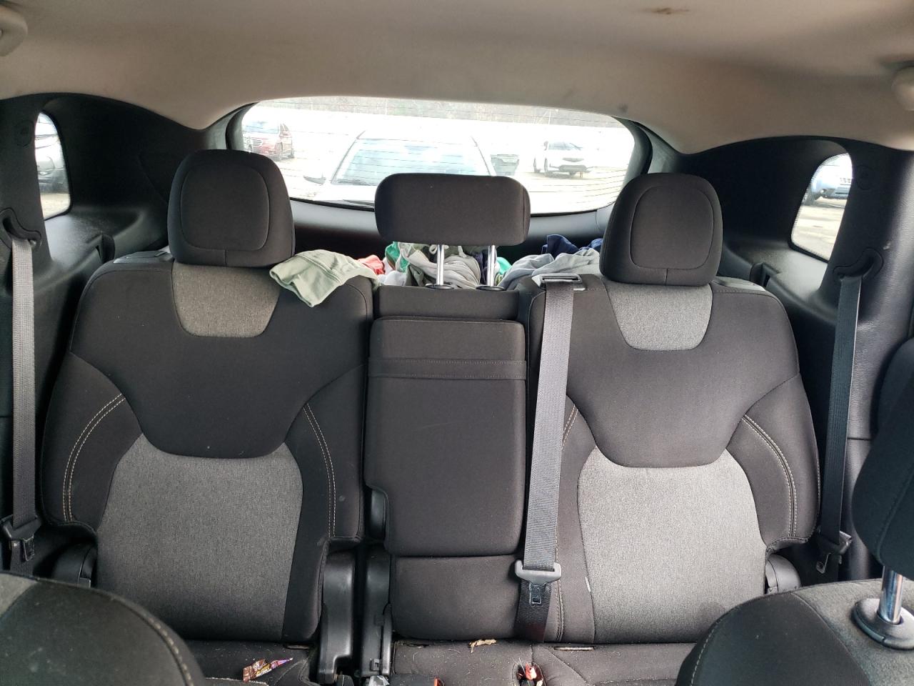 Jeep Grand Cherokee Latitude Image 3