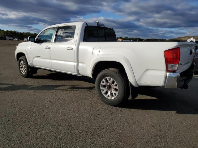 Toyota Tacoma Double Cab Image 3