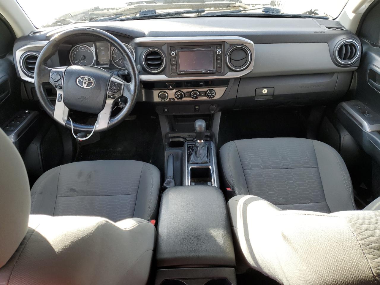 Toyota Tacoma Double Cab Image 5